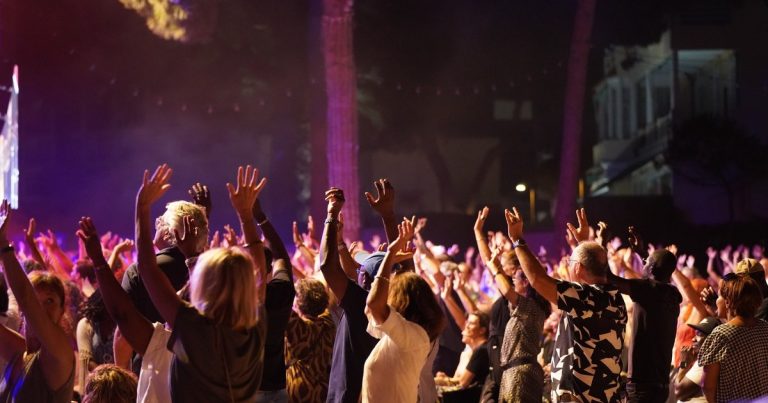 Jazz à Juan 2026 : Tom Jones, Seal, Morcheeba… des soirées d&rsquo;été à ne pas manquer en juillet !
