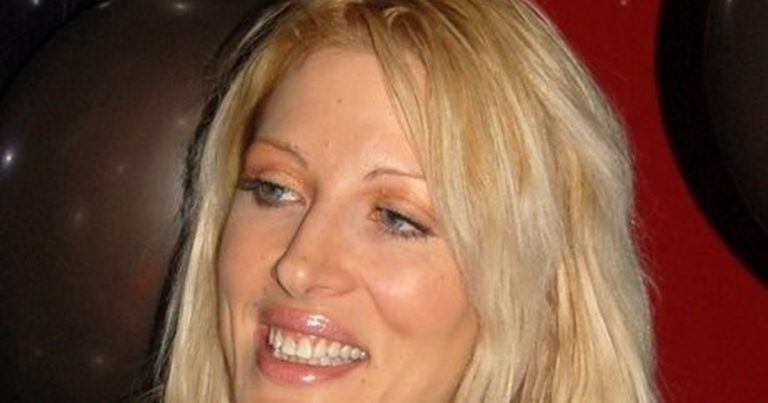 Loana, star de Loft Story, retrouvée morte chez elle à Nice