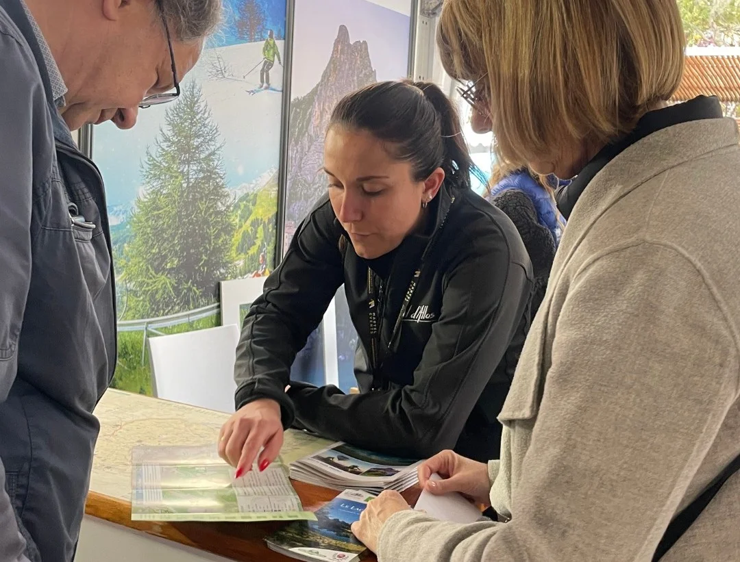 Conseillere touristique au Salon iD Weekend Nice