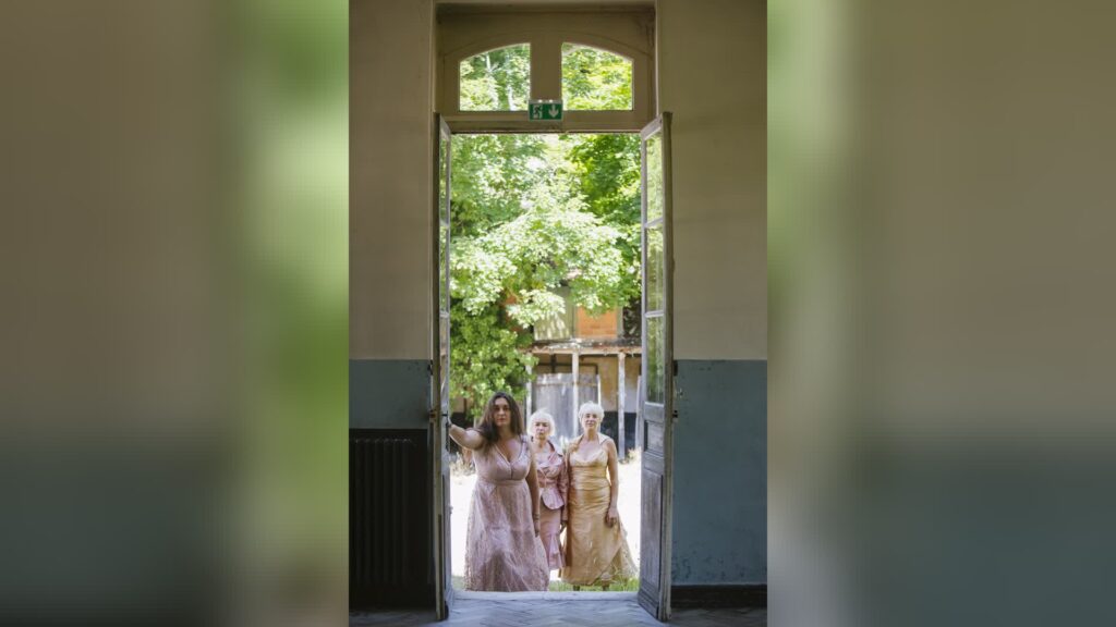 À Grasse, trois voisines, trois vies, et beaucoup de regrets