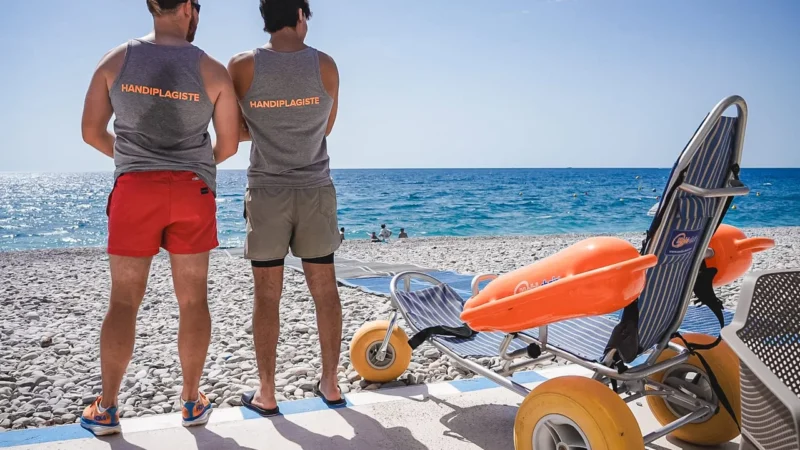 Canicule : sur la Côte d&rsquo;Azur, tout le monde peut profiter d&rsquo;une baignade !