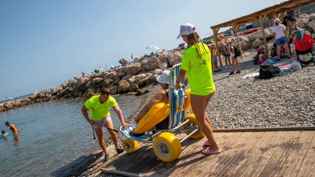 Roquebrune : pourquoi pas de handiplage cet été ?