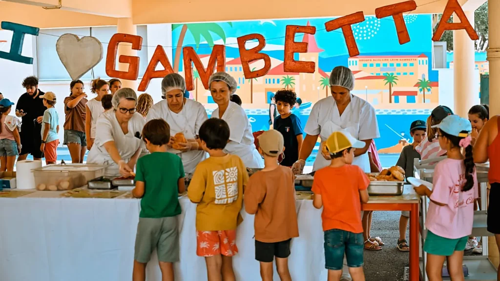 À Cagnes, la cantine sert le VRAI pan bagnat