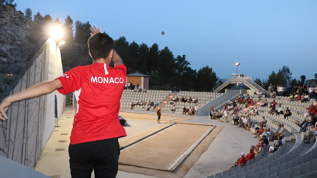 Tanguy Penin tente un record de pétanque à Saint-Paul