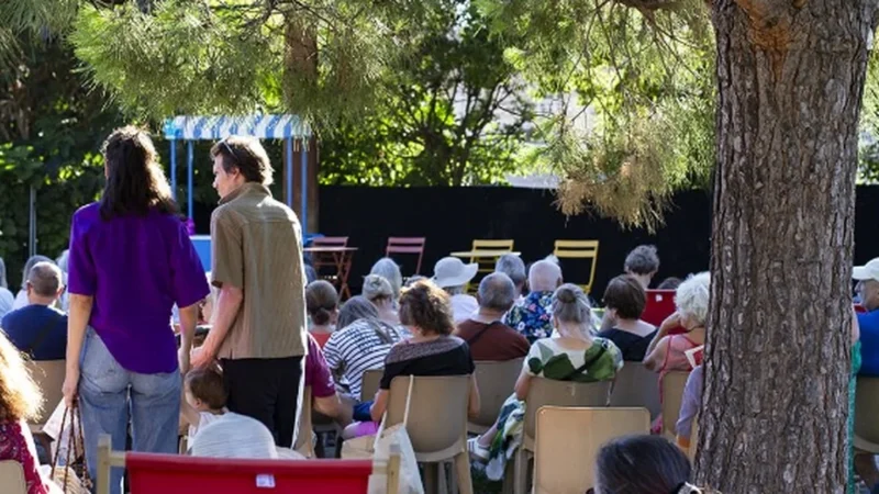 La Coulée verte se transforme en théâtre à ciel ouvert