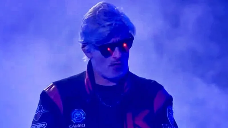 Kavinsky est mort : il devait clore l&rsquo;été d&rsquo;une plage à Nice