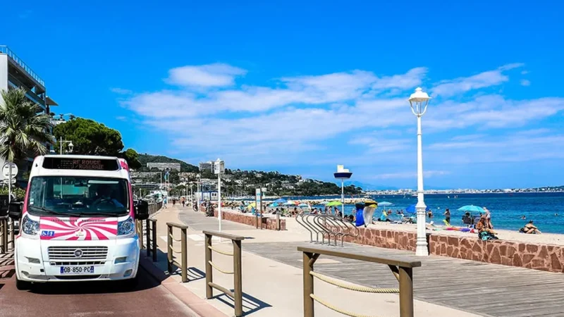 Cannes : deux navettes 100 % gratuites pour aller à la plage