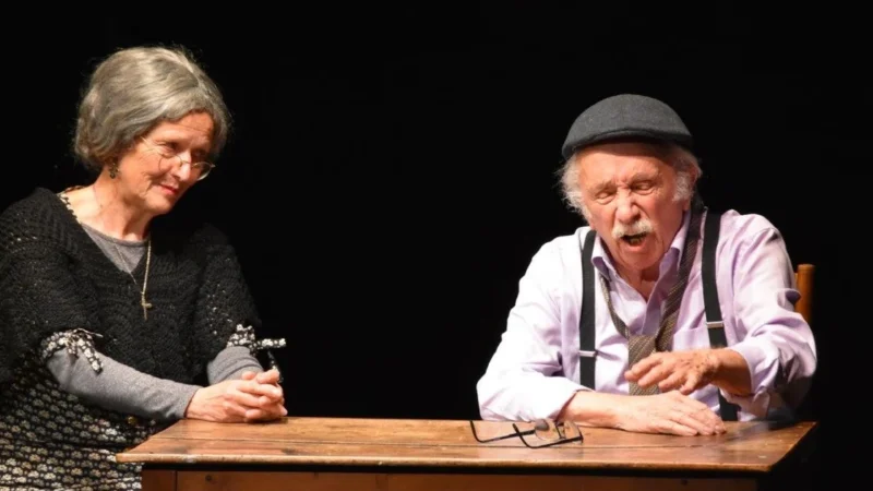Titoun e Vitourina théâtre niçois dans un théâtre niçois