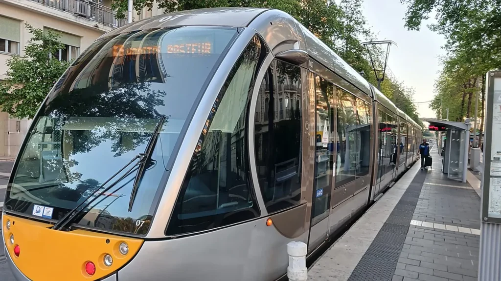 Nice : avec le Tour de France Femmes, il va y avoir des perturbations dans les transports ce week-end