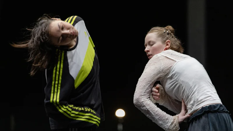 Douze danseurs affrontent la Cinquième de Mahler en entier, à Cannes