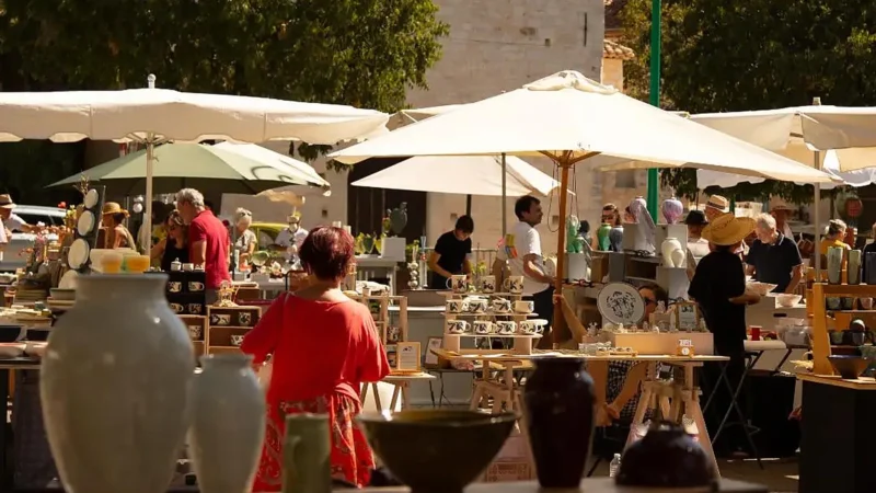À Tourrettes-sur-Loup, 25 potiers à rencontrer sous les platanes