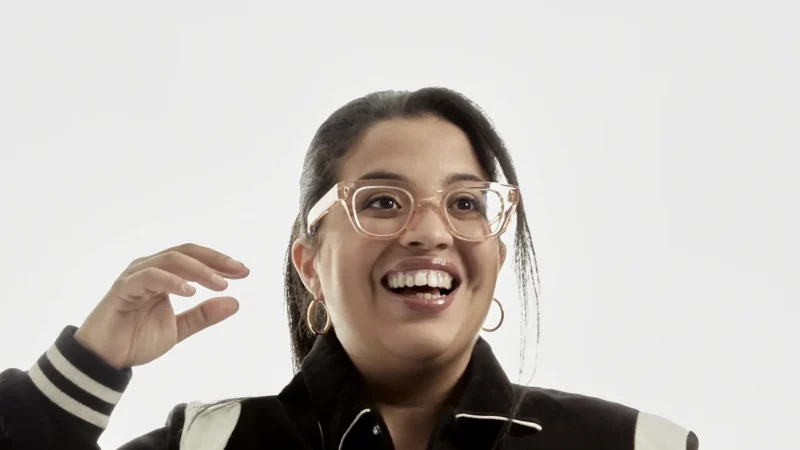 Melha Bedia se demande si elle fait encore rire, elle vient vérifier à Nice