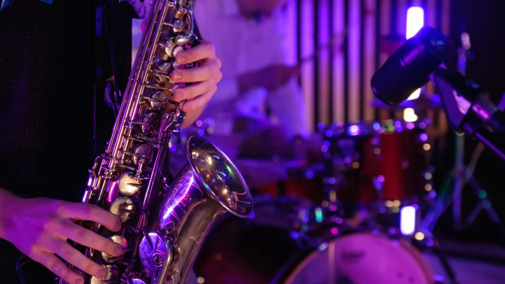À Valbonne, deux fanfares jouent le jazz gratuitement un mercredi soir