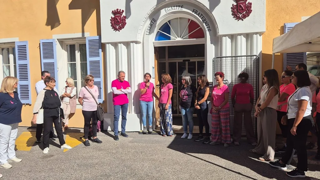 Villeneuve-Loubet : une marche rose sur la pause déjeuner, pique-nique au bord du Loup