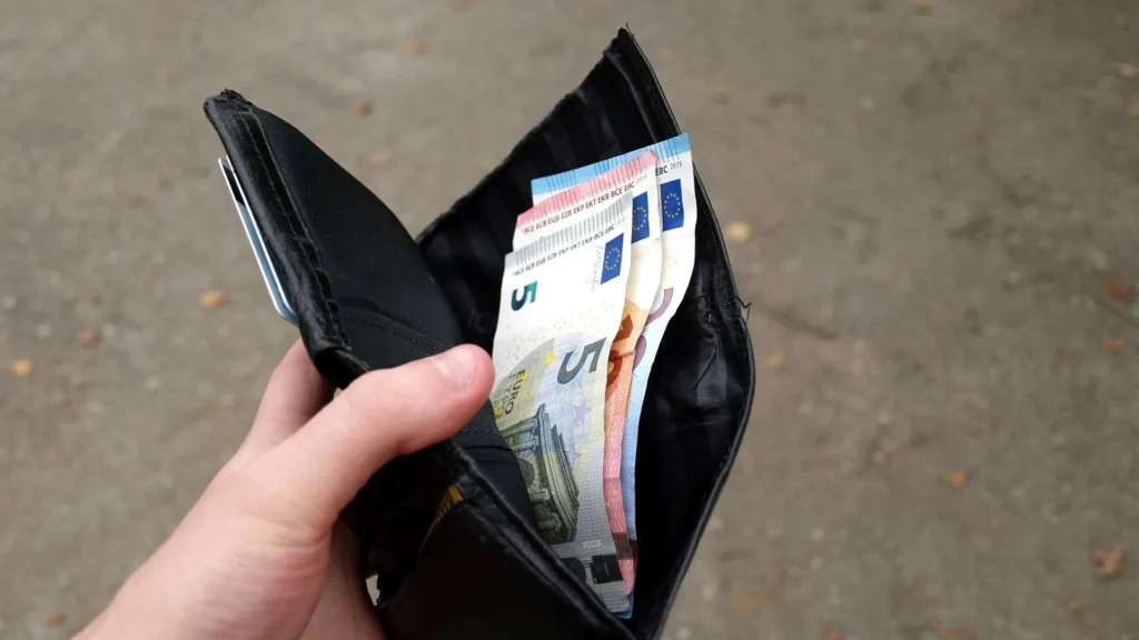 Pouvoir d’achat dans les Alpes-Maritimes : 5 mesures du budget 2027 qui feraient du bien au portefeuille